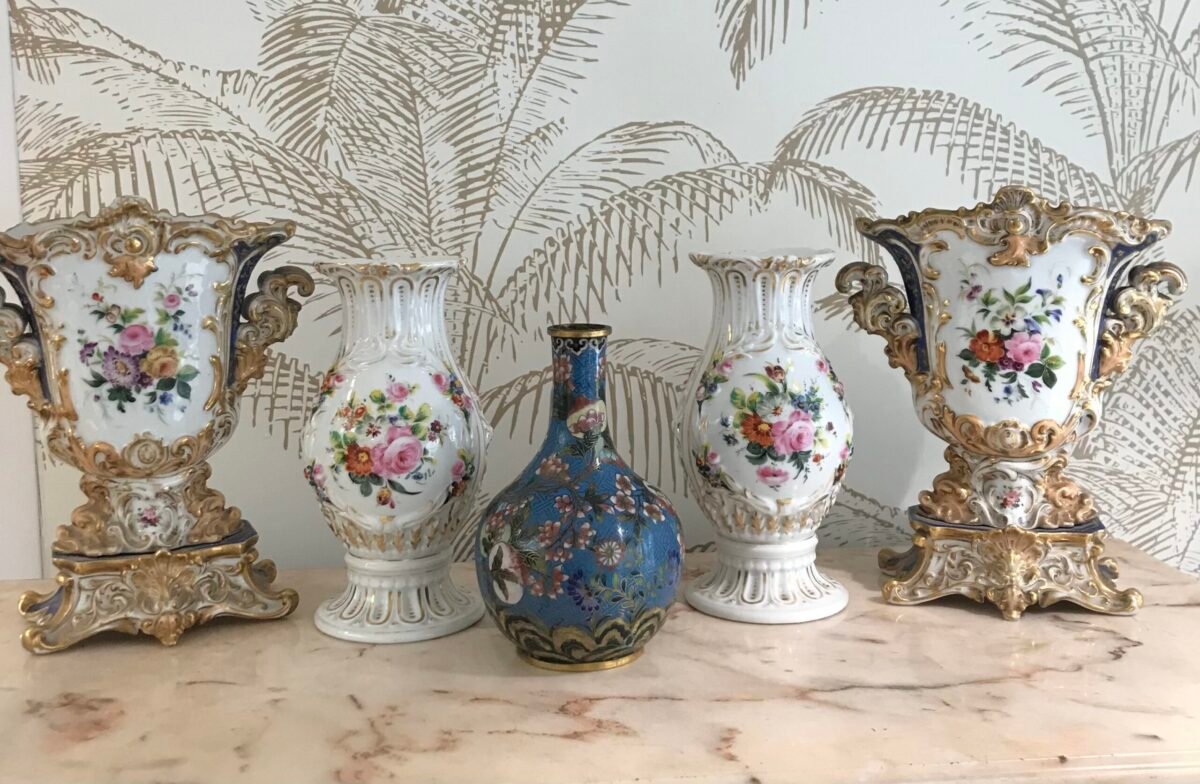 Achat de vases anciens et porcelaines à Bordeaux