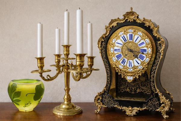 Antiquaire bordeaux achète objets anciens